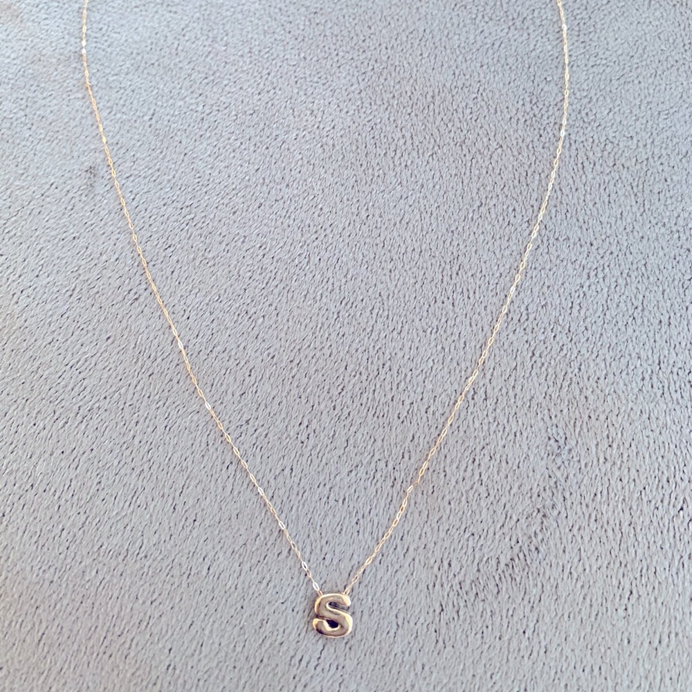 Small Initial ‘S’  gold necklace
